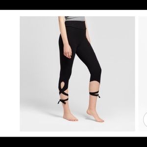 🌸Sale 3 for $10🌸 Mossimo Wrap Black Leggings